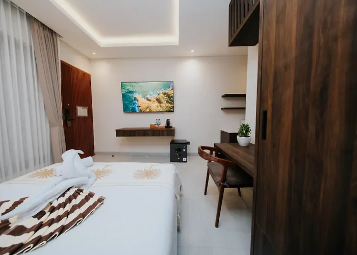Apartahotel Casa Nika 4*